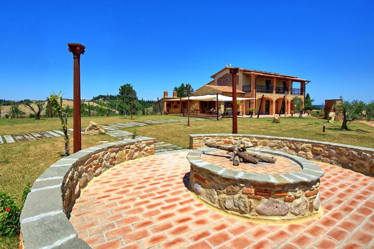 Villa Massimiliano By Posarellivillas Volterra Exterior foto