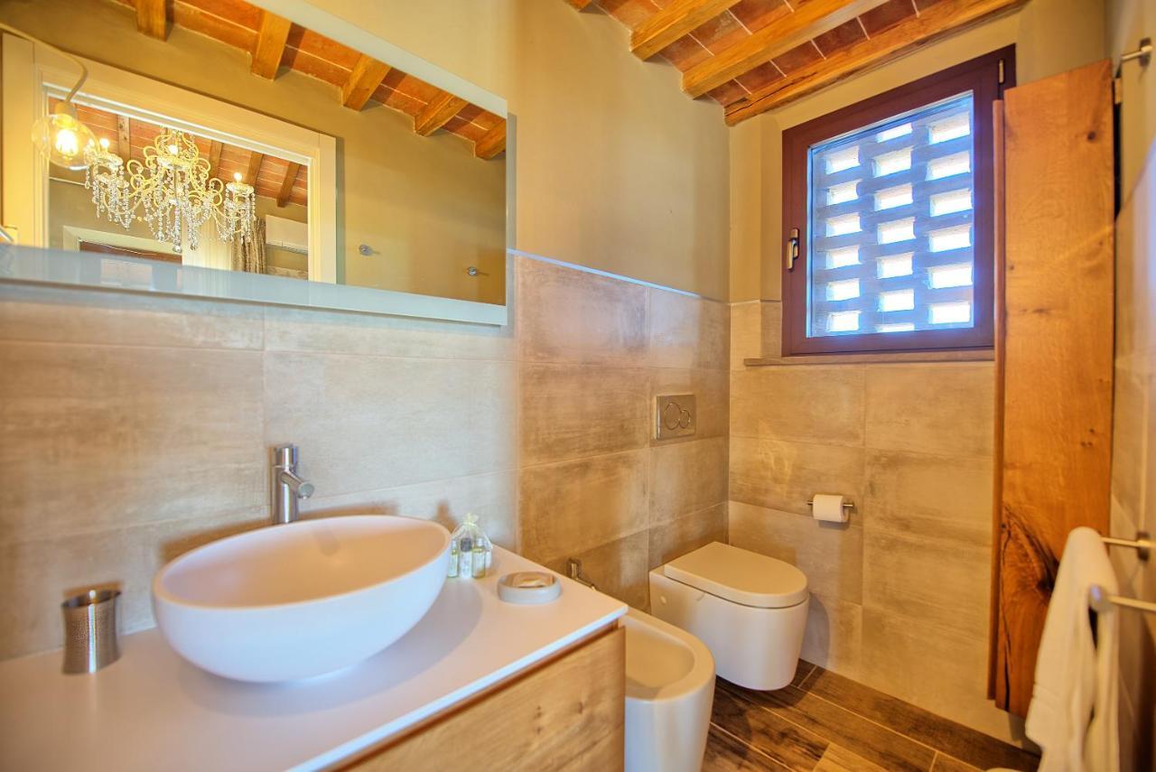 Villa Massimiliano By Posarellivillas Volterra Exterior foto