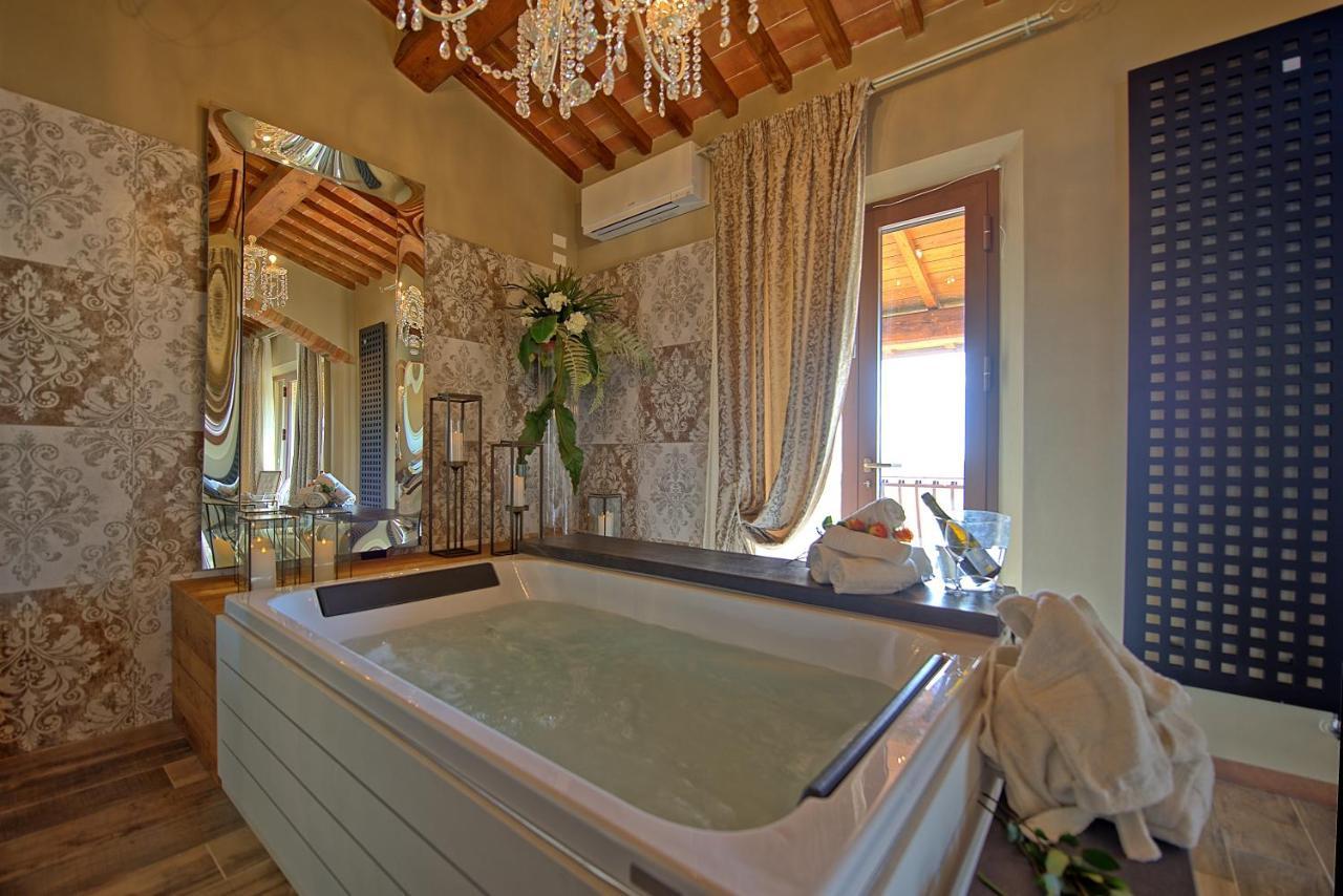 Villa Massimiliano By Posarellivillas Volterra Exterior foto